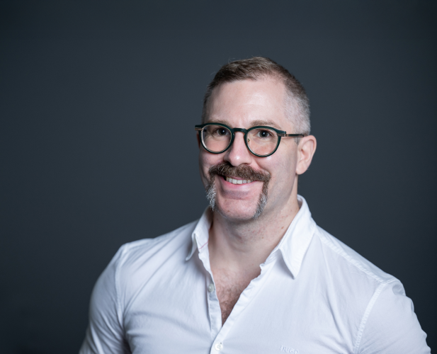 A color photo of Stephen Parry